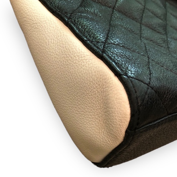 Calvin Klein quilted leather tote - Picture 8 of 14